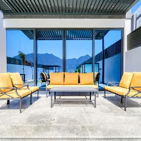 Exclusive Deal! Luxury 4Br Villa On Al Dana Island By Deluxe Holiday Homes Fujairah Exterior photo