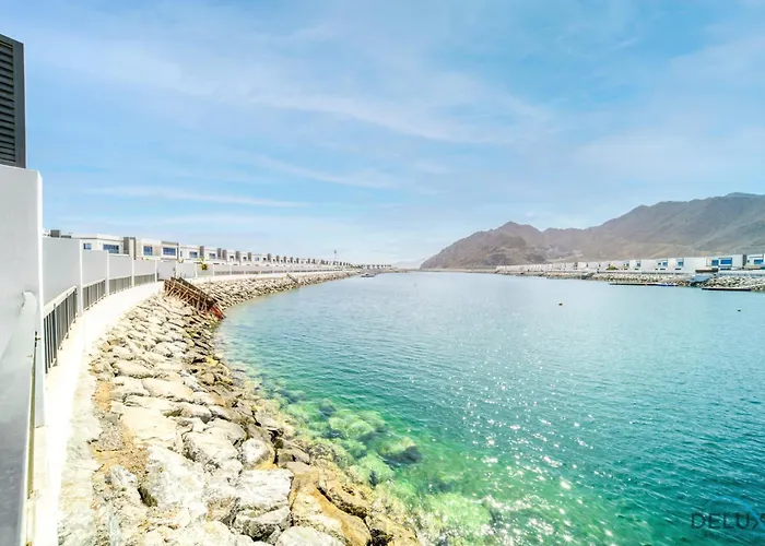 Exclusive Deal! Luxury 4Br Villa On Al Dana Island By Deluxe Holiday Homes
