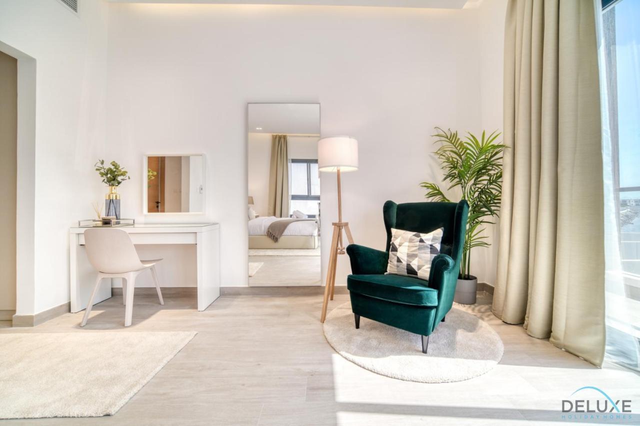 Apartment Exclusive Deal! Luxury 4br On Al Dana Island By Deluxe Homes Fujairah