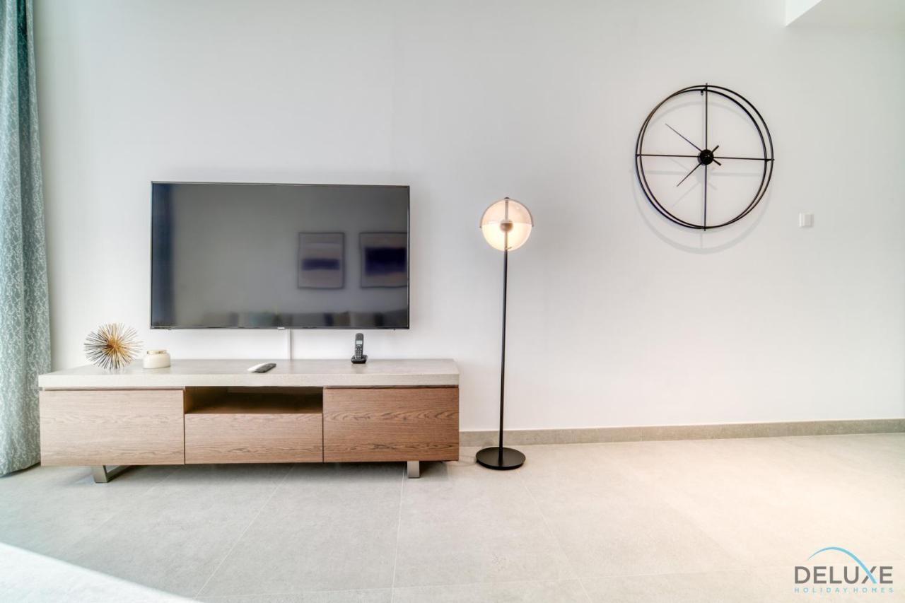 Apartment Exclusive Deal! Luxury 4br On Al Dana Island By Deluxe Homes