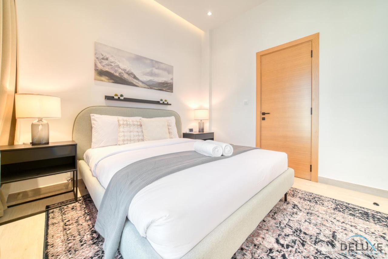 Exclusive Deal! Luxury 4br On Al Dana Island By Deluxe Homes Fujairah