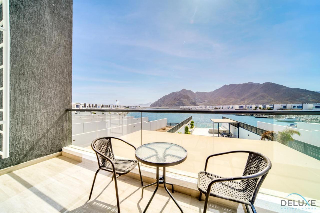Exclusive Deal! Luxury 4br On Al Dana Island By Deluxe Homes *