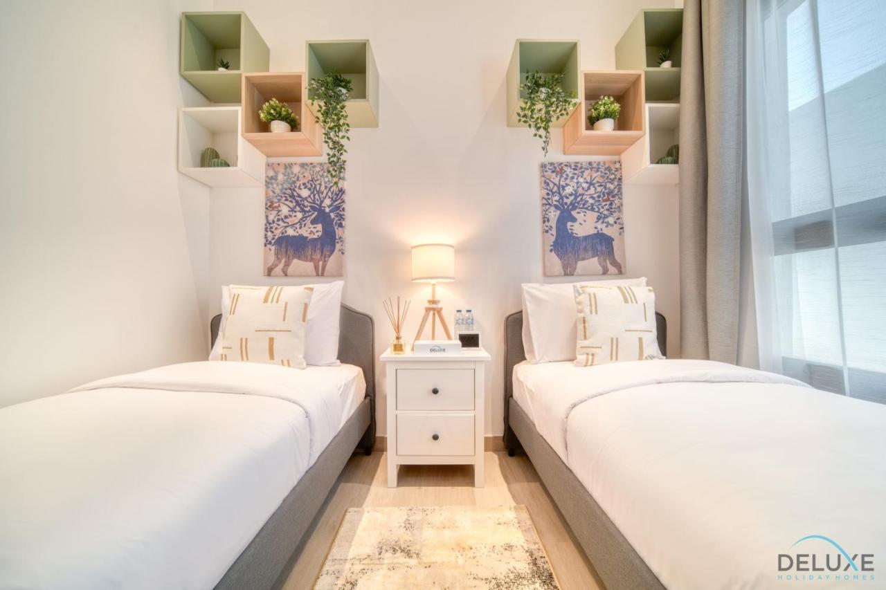 Apartment Exclusive Deal! Luxury 4br On Al Dana Island By Deluxe Homes