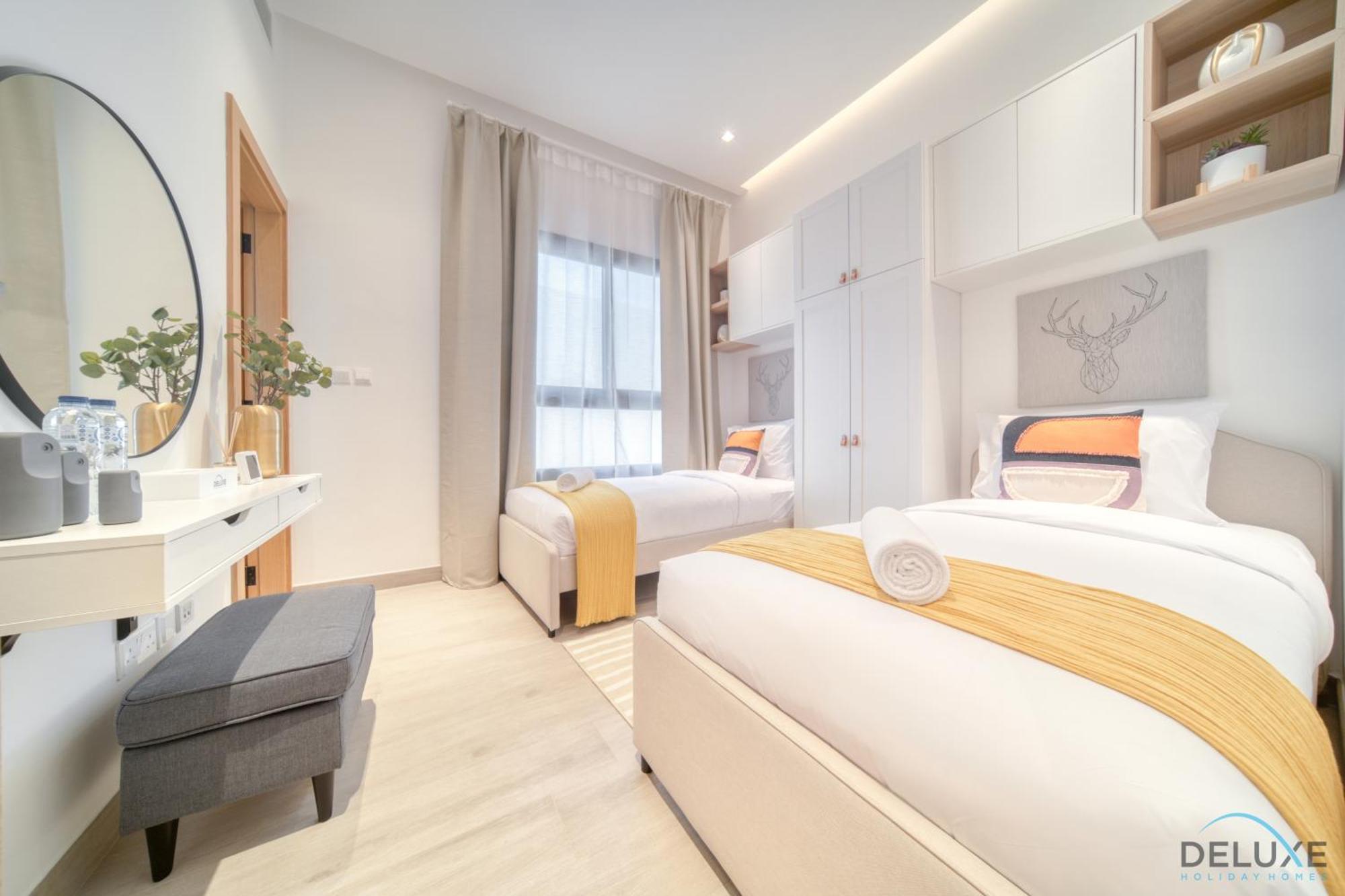 Apartment Exclusive Deal! Luxury 4br On Al Dana Island By Deluxe Homes *