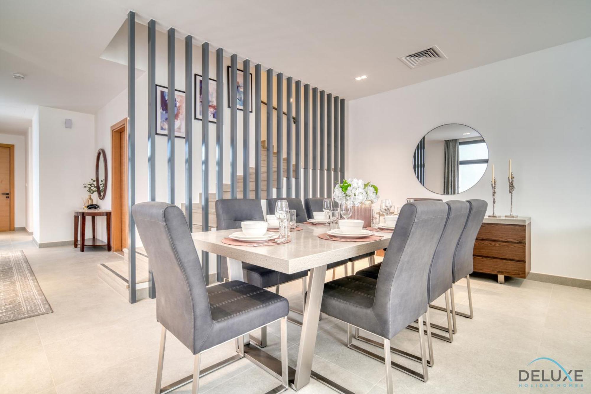 Exclusive Deal! Luxury 4br On Al Dana Island By Deluxe Homes Apartment